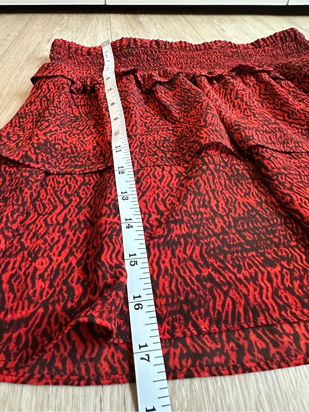 Michael Kors Red and Black Tiered Mini Skirt - Picture 3 of 6